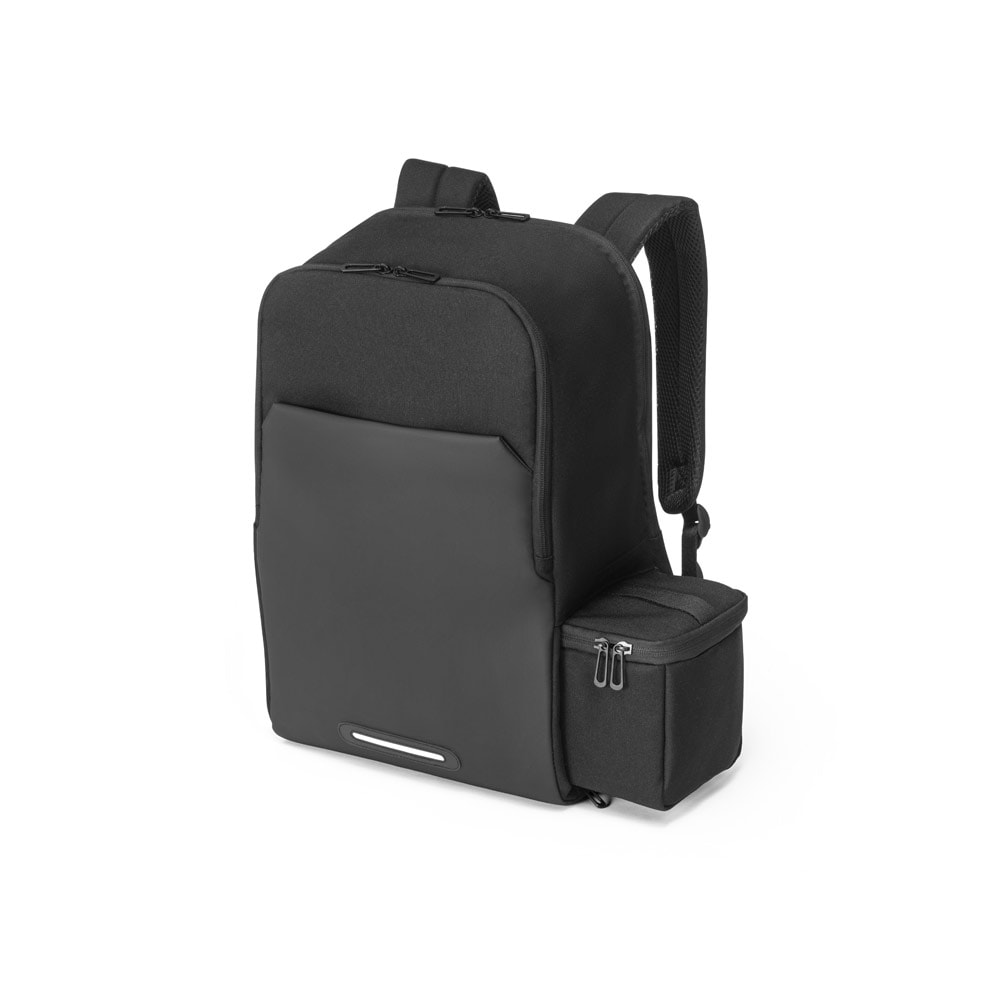 BELFAST. Mochila (20 L) 2 em 1 com bolsa térmica (4'5 L) inclusa que permite a sua utilização em conjunto ou separado Code.: 92315