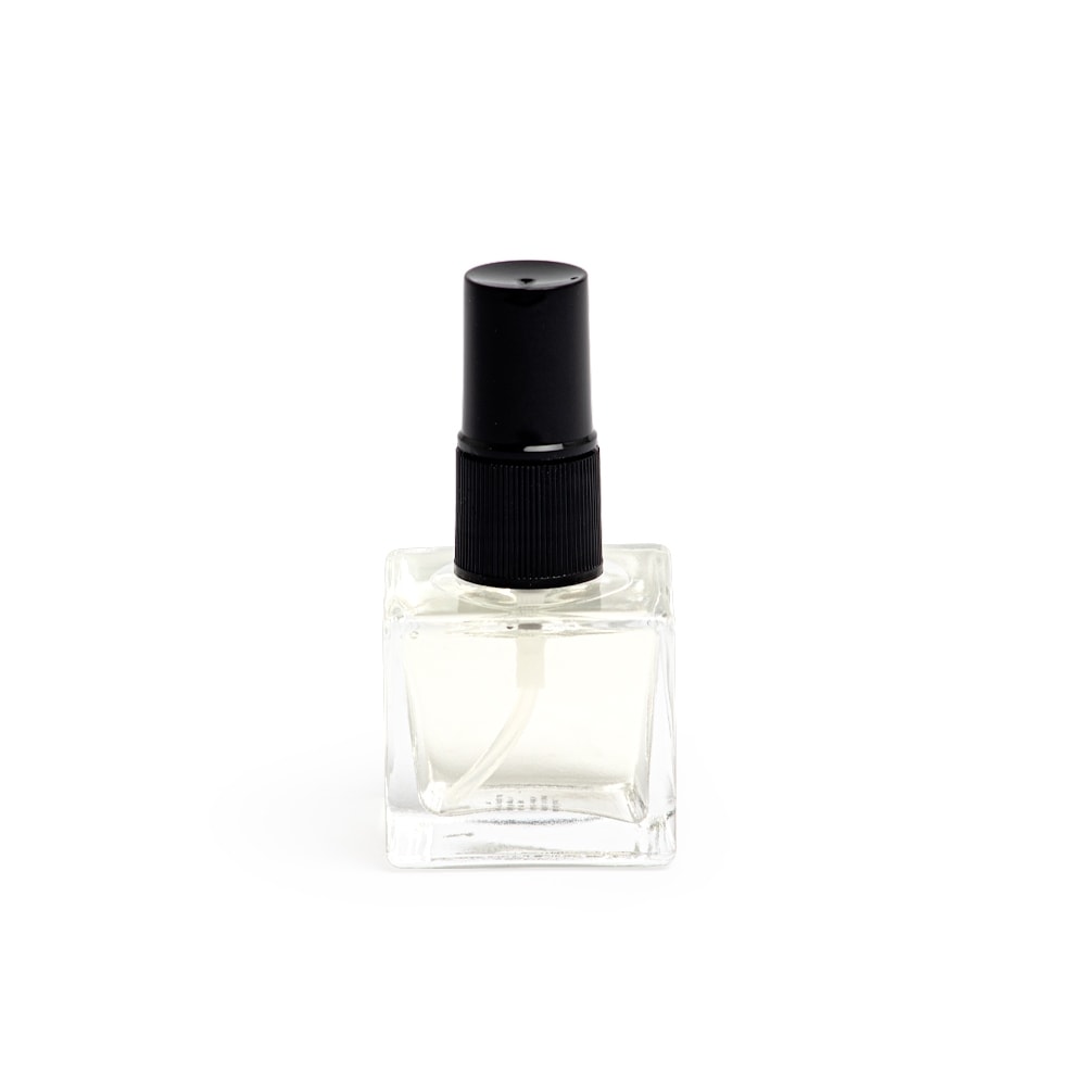 HOME SPRAY CEDRO VERDE EM VIDRO 30ML - Code.: 15107C